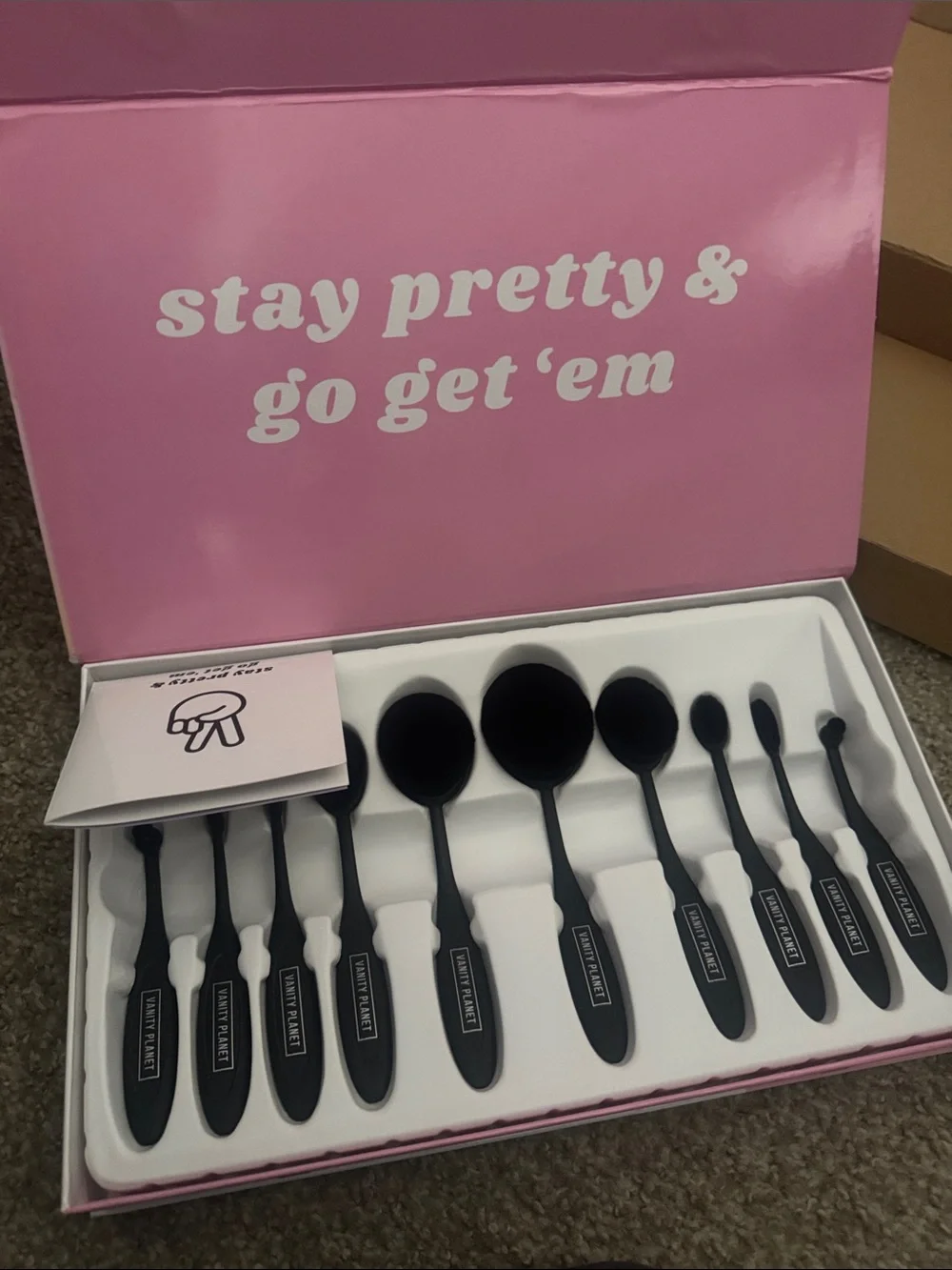 Vanity Planey Blend Party Oval Makeup Brush Set - Pink